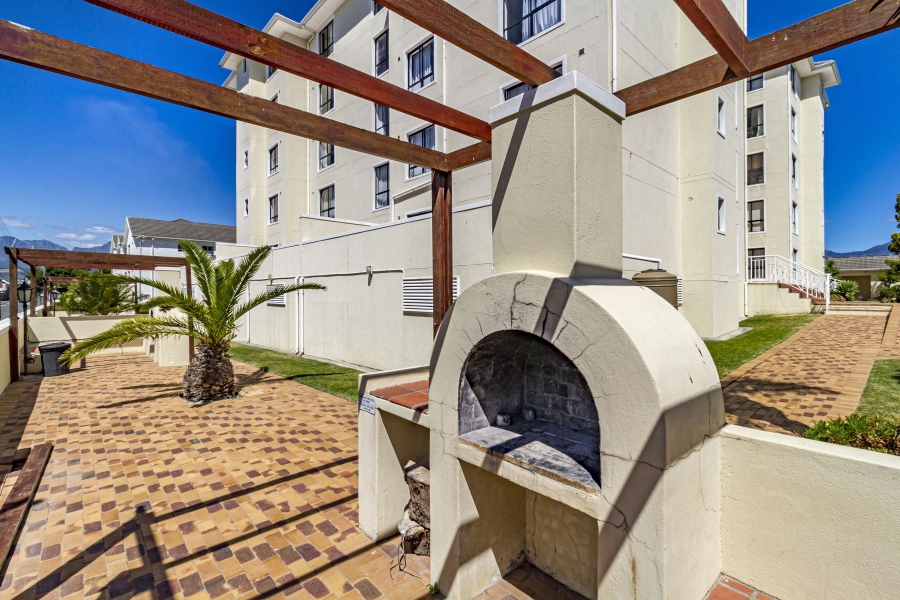 To Let 2 Bedroom Property for Rent in Van Ryneveld Western Cape